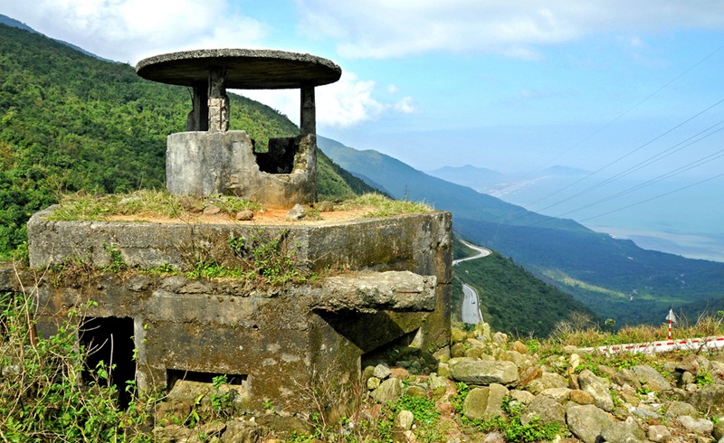 hai van pass on the way from Hoi An to Hue